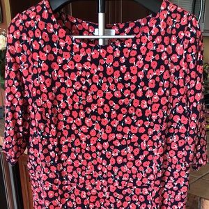 Lovely elbow sleeve midi dress!